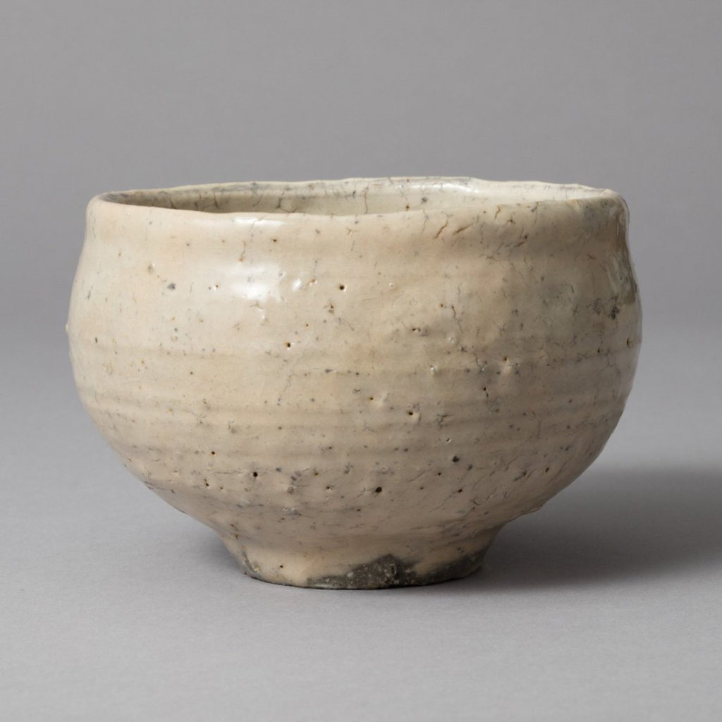 白掛筒茶碗 – 兵庫陶芸美術館 収蔵品データベース